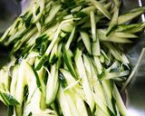 韓国パンチャン オイネンチェ作り方1写真