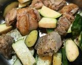 チキンと夏野菜のバジル風味冷やしラーメン作り方2写真