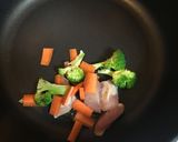 お弁当に☆ささみとある野菜でオイマヨ炒め作り方3写真