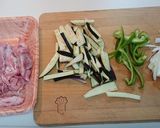 わさびの香り✨鳥せせりと細切り野菜の炒飯作り方1写真