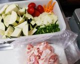 夏 野菜のピリ辛炒め＆サラダプレート作り方1写真