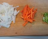漬け込みポークと千切り野菜のっけご飯作り方2写真
