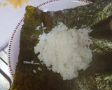三色漬物ととろろ昆布のおにぎらず作り方2写真