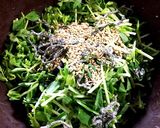 無限豆苗 混ぜるだけ！塩昆布おかか和え作り方3写真