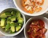 海老アボカドトマトのジェノベーゼ パスタ作り方1写真