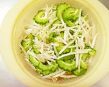 レンジ４分！ゴーヤもやしの胡麻マヨサラダ作り方4写真