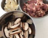 たけのこ豚肉きのこのコックリ醤油炒め！作り方1写真