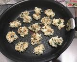 【離乳食後期〜】冷凍可☆手掴み焼おにぎり作り方4写真