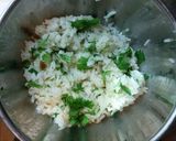 パクチー入り肉巻きおにぎり作り方1写真