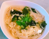 超簡単！ワカメのふわふわ卵の中華スープ作り方6写真