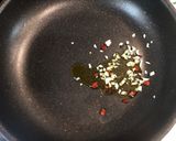 パクチーと鶏挽肉のフレッシュトマトパスタ作り方3写真