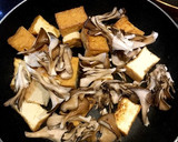 厚揚げと舞茸の味噌ダレ炒め作り方2写真