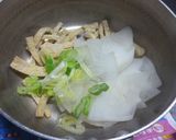 大根と卵の味噌汁♪作り方2写真