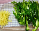 豚ロースとピーマンのオイスター炒め♪作り方1写真