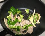 豚肉ピーマンのオイスターソース炒め作り方2写真