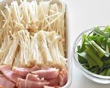 えのきとベーコンガーリックバター醤油炒め作り方1写真