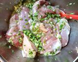 鶏もも肉の唐揚げ　パクチーの香り塩麴漬け作り方2写真
