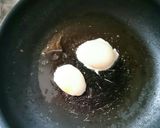 卵１つで目玉焼き２つ(゜ロ゜)作り方4写真