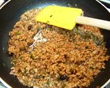 【小技】肉そぼろの余分な脂をとる方法作り方1写真