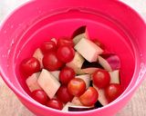 簡単!つくねとなすとトマトの味噌スープ作り方2写真