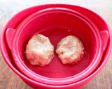 簡単!つくねとなすとトマトの味噌スープ作り方3写真