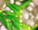 オクラ の梅味噌マヨソース和え作り方3写真