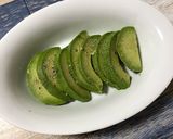 アボカドと生ハムのチーズ焼き作り方1写真