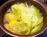 トウモロコシの皮 芯の茹で汁で☆味噌汁作り方2写真