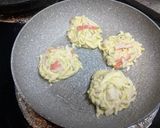 ズッキーニとカニカマのお好み焼き作り方2写真