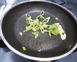 （お弁当）ネギと焼豚の醤油炒め作り方4写真