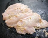 簡単！焼きフライ☆大葉梅マヨの胸肉サンド作り方2写真
