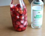 苺チェッロ★スピリタスでいちご酒作り方1写真