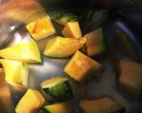 かぼちゃとシシトウの煮物 塩麹入り！作り方1写真