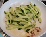 きゅうりのペペロンチーノ炒め☆作り方10写真