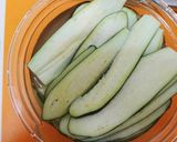 簡単！美味し♪̆̈茄子の黒酢南蛮漬け作り方1写真