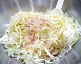 簡単！たっぷりキャベツコロッケサンド作り方1写真