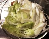 電子レンジ鶏もも肉酒蒸しねぎ味噌和え作り方4写真