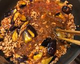ご飯が進む♪ナスと挽肉のピリ辛春雨鍋作り方5写真