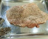 肉と調味料。こってりチキンステーキ!作り方1写真