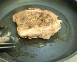 肉と調味料。こってりチキンステーキ!作り方4写真