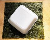 簡単 型で【おにぎらず】 不器用の人に。作り方3写真