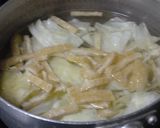たっぷりキャベツと卵の味噌汁♪作り方3写真