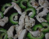 ゴーヤと胸肉の塩炒め♪さっぱりほろ苦♪作り方6写真