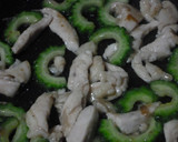 ゴーヤと胸肉の塩炒め♪さっぱりほろ苦♪作り方6写真