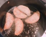 カニカマとコーン缶☆餃子皮でチーズ揚げ作り方6写真
