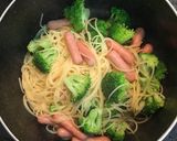 鍋ひとつで❇︎コーンクリームのサラスパ作り方4写真