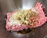 白菜とニラで作るジューシー焼き餃子作り方3写真