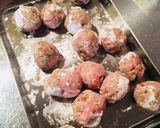 餃子のタネの余りをフライパンで肉団子！作り方2写真
