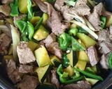 生だしで牛サイコロステーキと夏野菜の炒め作り方5写真