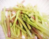 ＊シャキ旨☆山菜ミズと豚バラの甘辛炒め＊作り方1写真
